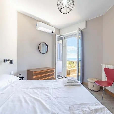 Sun & Sea Homes By Wonderful Italy Σαν Ρέμο