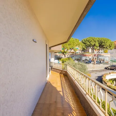 Sun & Sea Homes By Wonderful Italy Διαμέρισμα Σαν Ρέμο