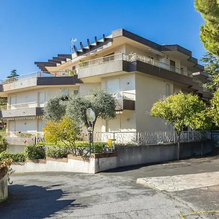 Sun & Sea Homes By Wonderful Italy شقة